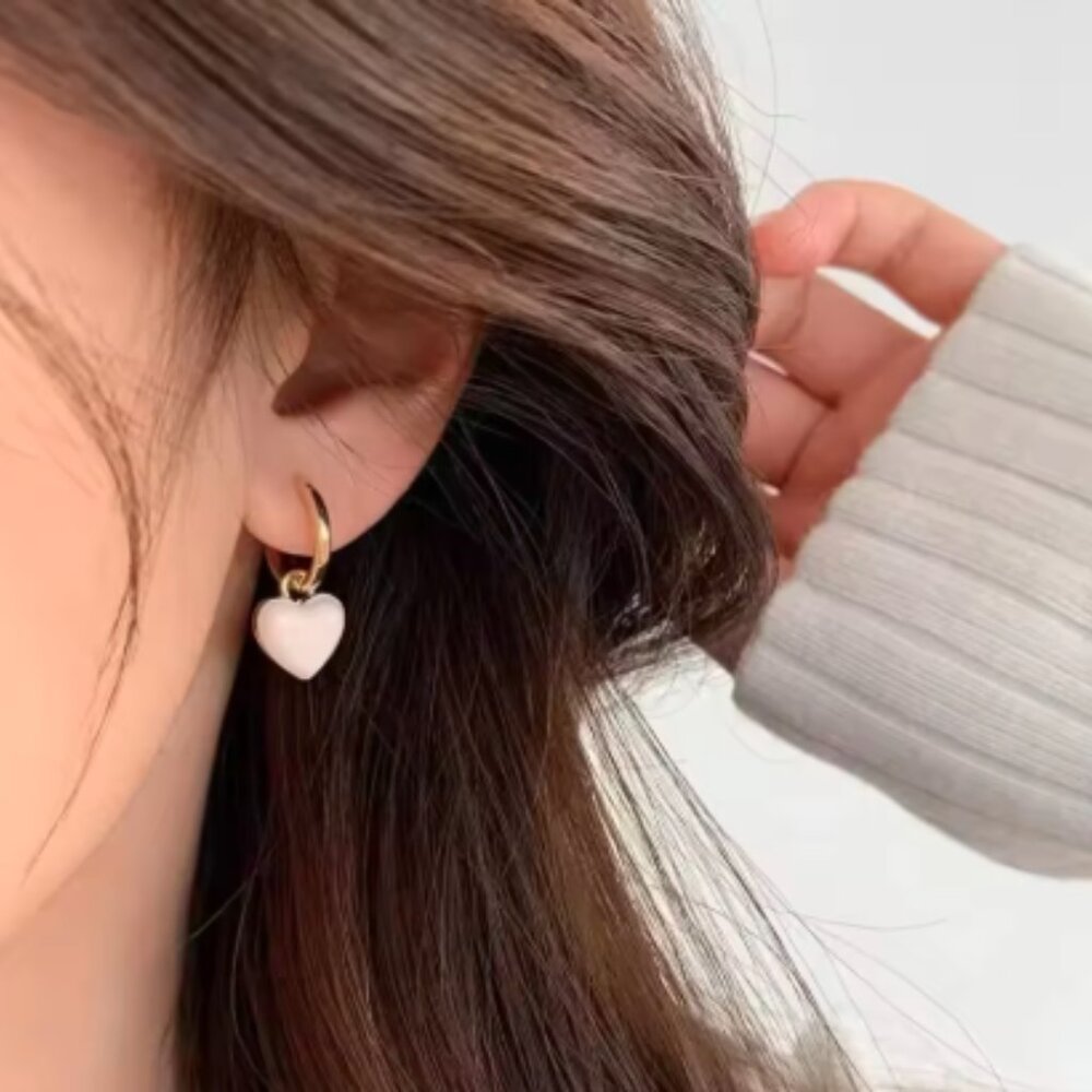 🍏50% OFF/3+...Pretty Little Heart and Hoop Earrings (Ivory)